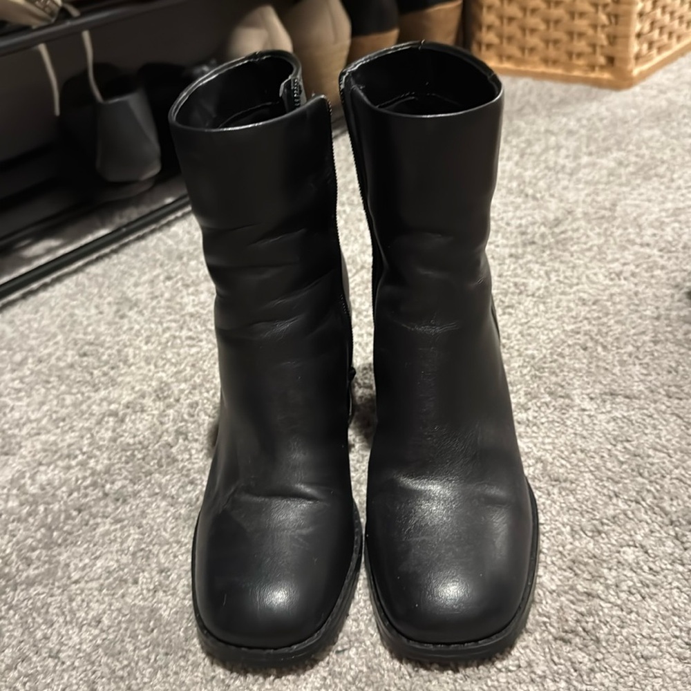 Marc Fisher boots